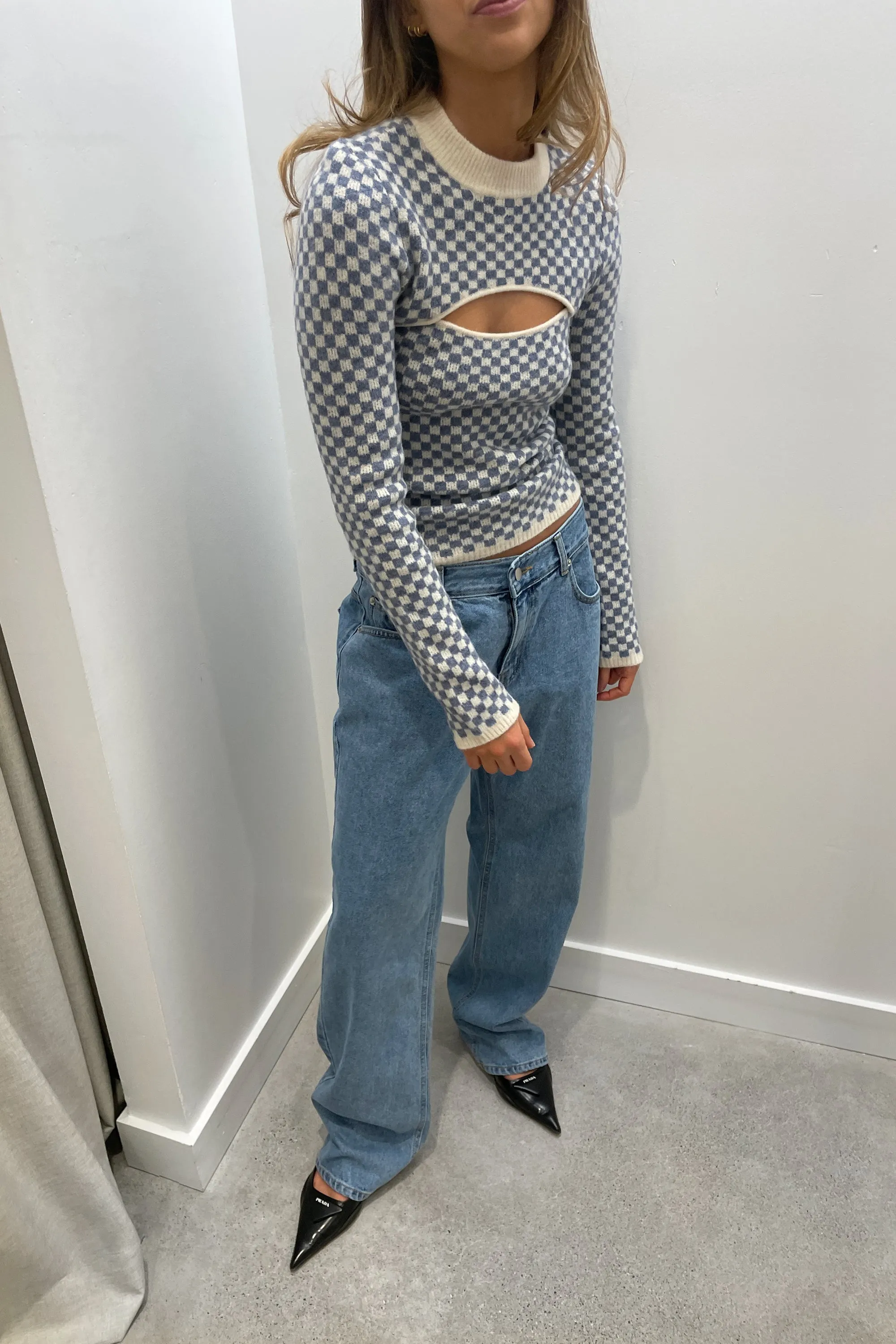 CHECKERED SWEATER WITH FRONT CUT-OUT