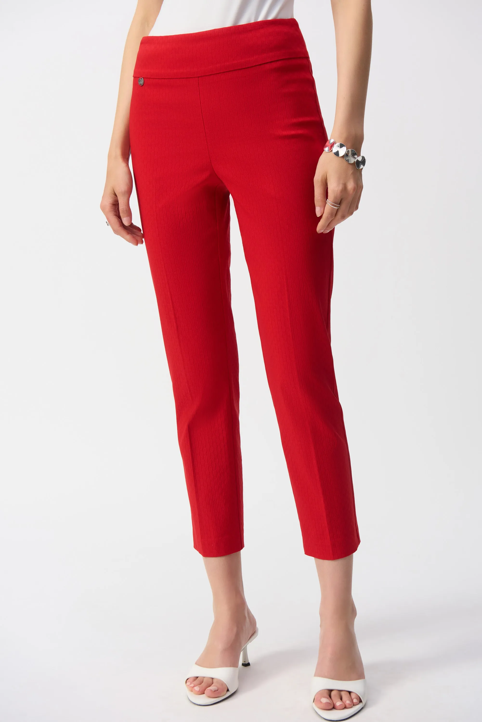 TEXTURED JACQUARD CROP PANT